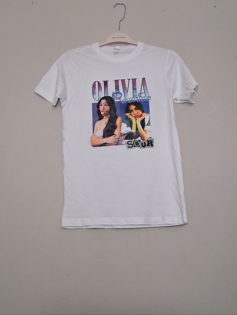 White Olivia Rodrigo 'Sour' Graphic Short Sleeve Tee